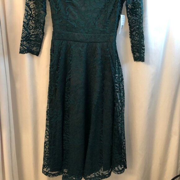 ALEXIA ADMOR V-Neck Lace Fit & Flare Dress Cutout Back Green XS NWT - Picture 7 of 8